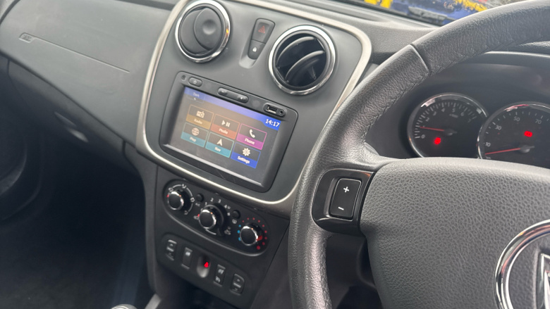 Dacia Sandero Stepway 0.9 TCe Laureate 5dr [Start Stop] Petrol Hatchback